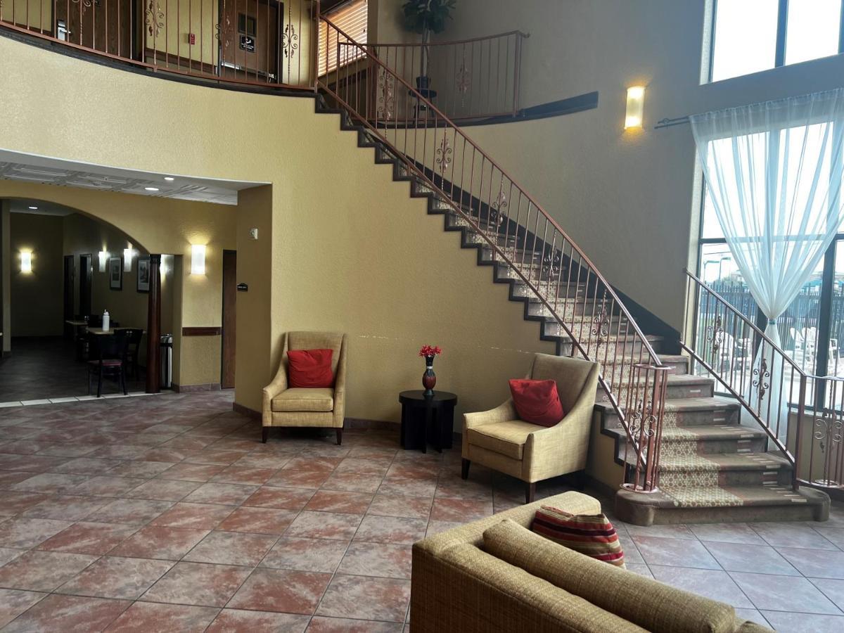 Baymont By Wyndham Cuero Otel Dış mekan fotoğraf